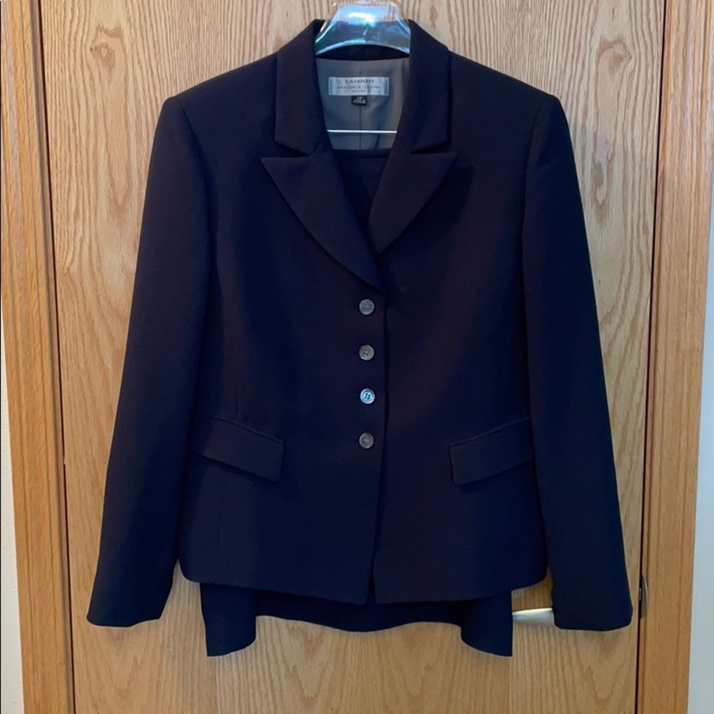 Navy blue Tahari petite skirt suit